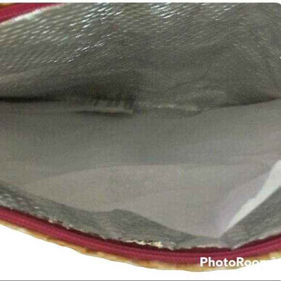 MAGID-NYC BIKINI BEACH BAG/CLUTCH - Picture 2 of 3